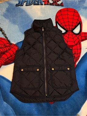 J crew women’s size small Quilted Puffer Vest navy blue